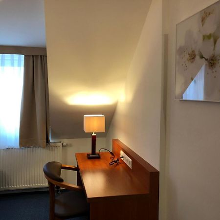 Hotel Mirabell Erlangen Extérieur photo