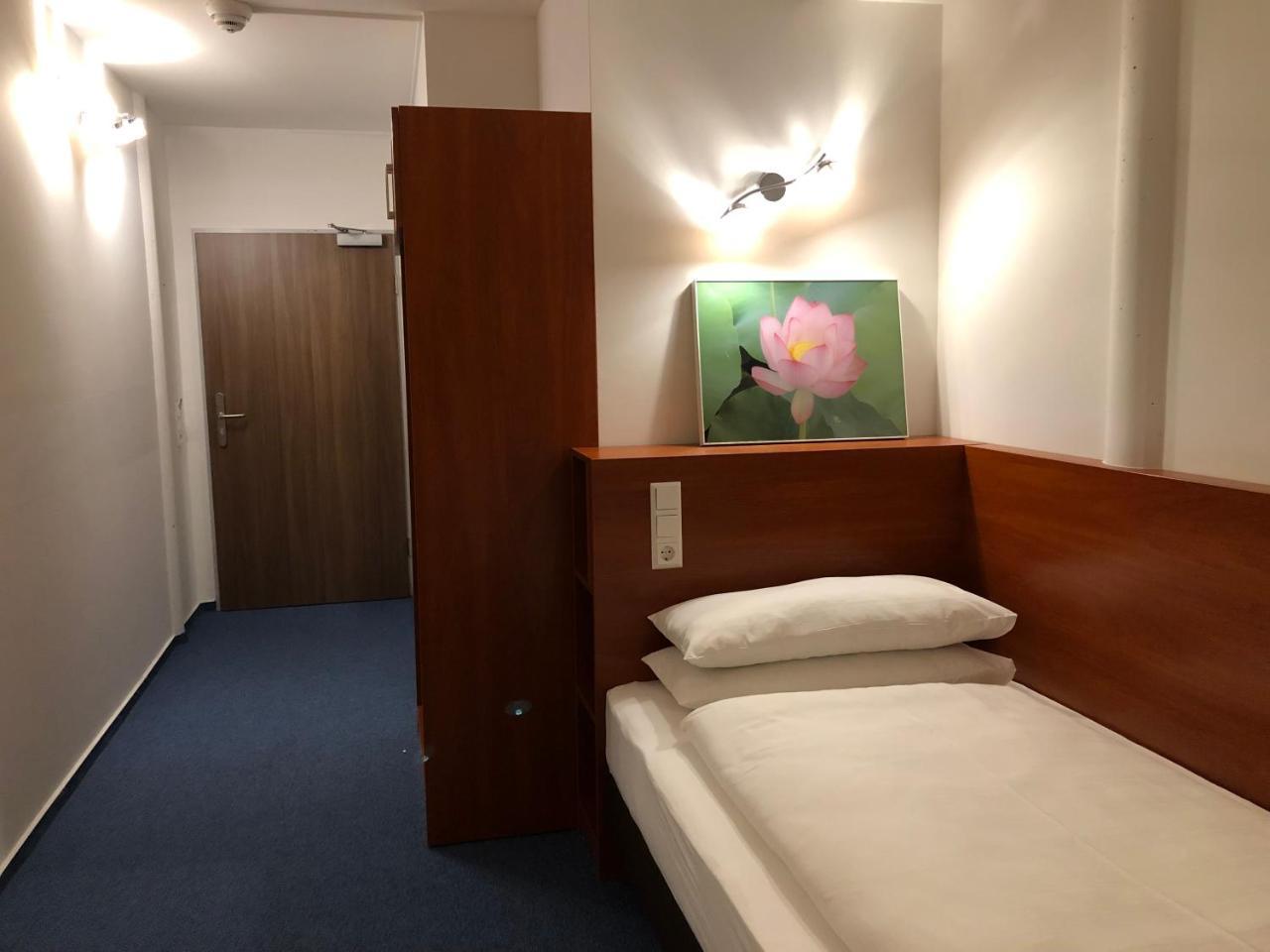 Hotel Mirabell Erlangen Extérieur photo