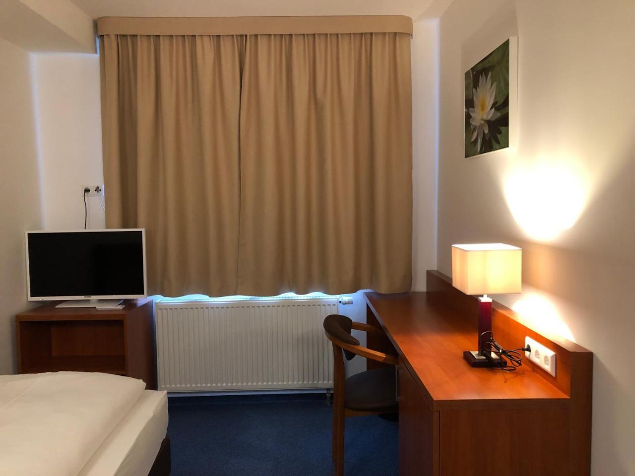 Hotel Mirabell Erlangen Extérieur photo